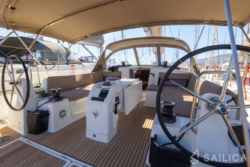 Sun Odyssey 490 - Yacht Charter Sailica