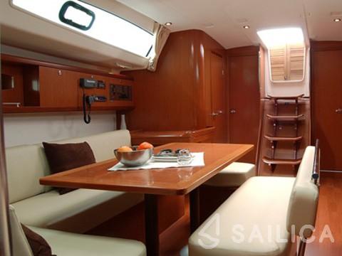 Oceanis 46 - Yacht Charter Sailica