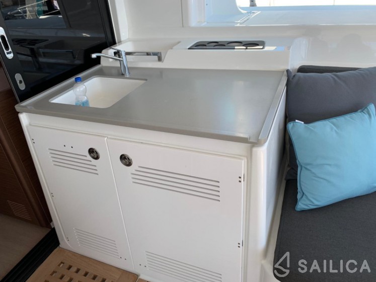 Lagoon 46  - Yacht Charter Sailica