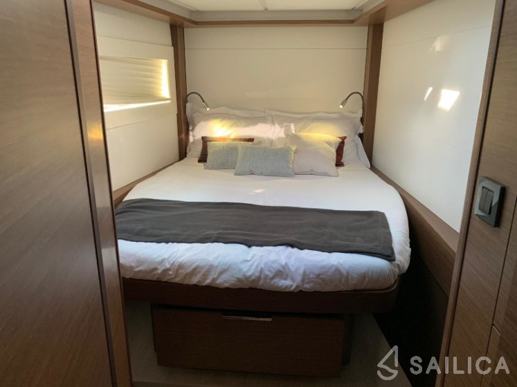 Lagoon 46  - Yacht Charter Sailica