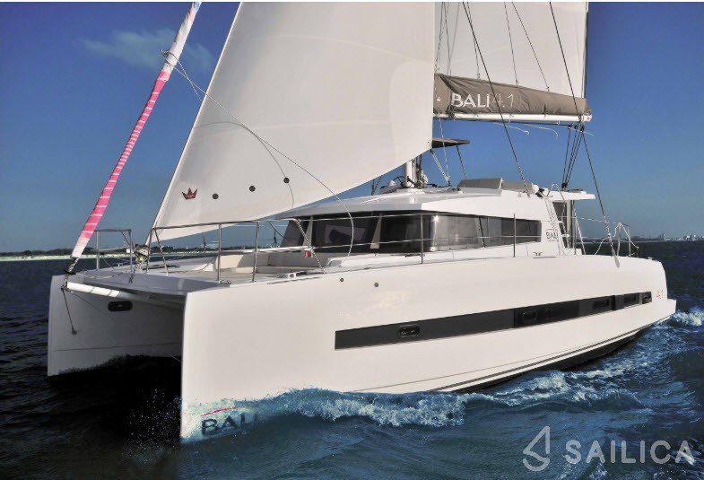 Bali 4.1 - Yacht Charter Sailica