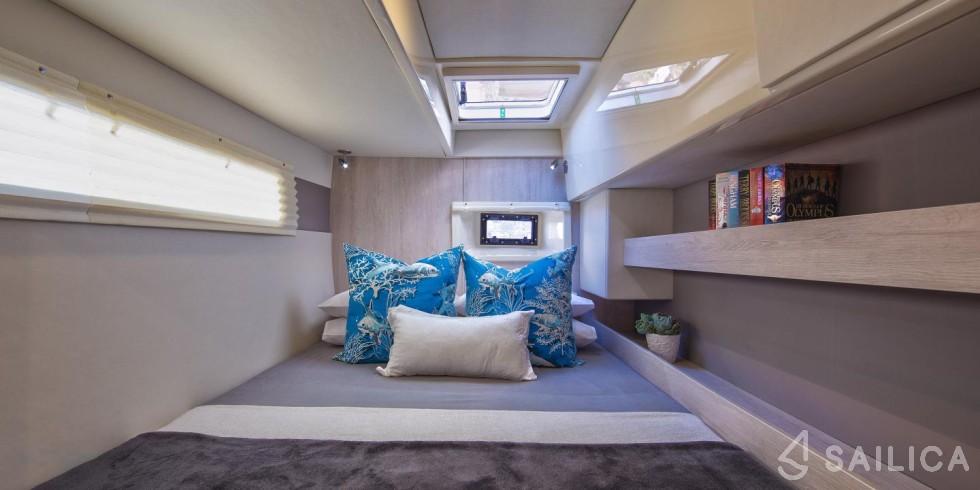 Leopard 40 - Yacht Charter Sailica