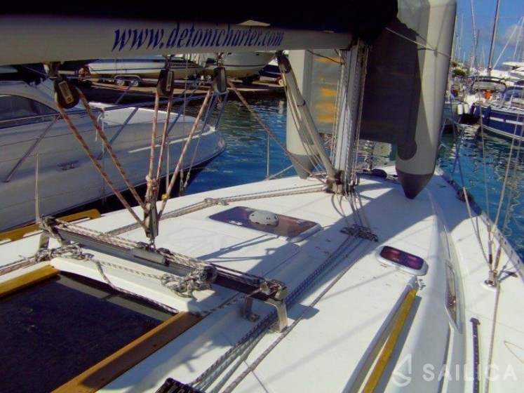 Dufour 36 - Yacht Charter Sailica