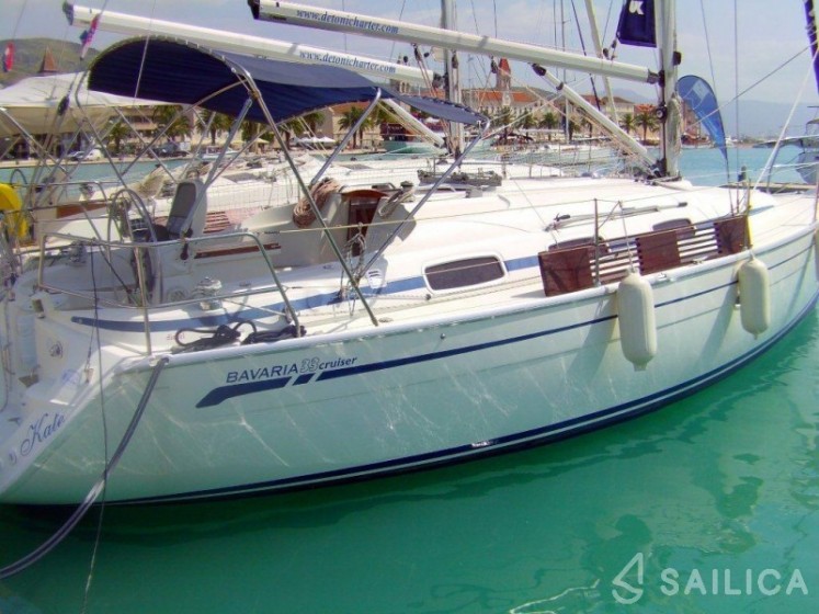 Bavaria 33 Cruiser - Yacht Charter Sailica