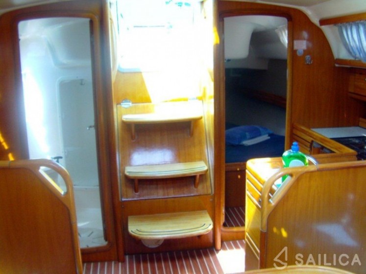 Bavaria 33 Cruiser - Yacht Charter Sailica