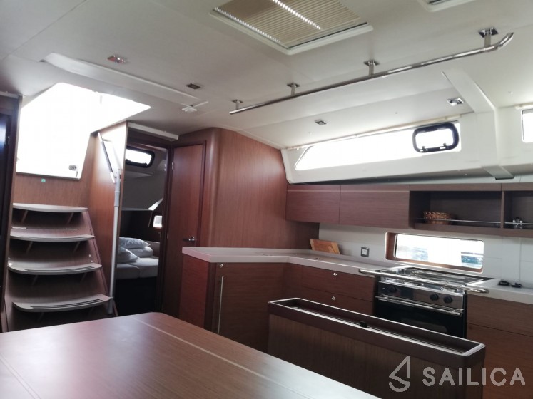 Oceanis 46.1 - Yacht Charter Sailica