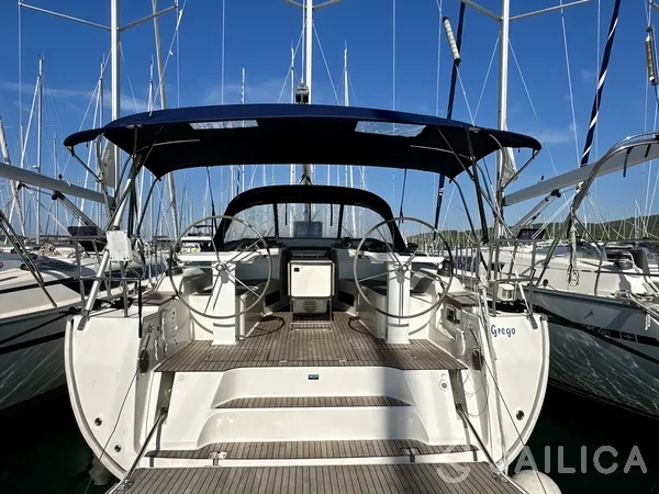Bavaria 45 Cruiser - Yacht Charter Sailica