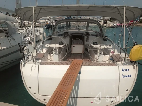 Bavaria 45 Cruiser - Yacht Charter Sailica
