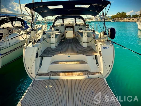 Bavaria 45 Cruiser - Yacht Charter Sailica