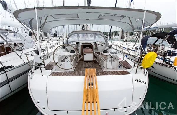 Bavaria 45 Cruiser - Yacht Charter Sailica