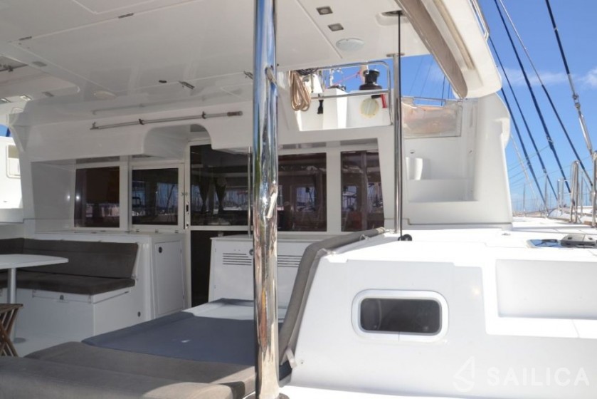 Lagoon 450 - Yacht Charter Sailica