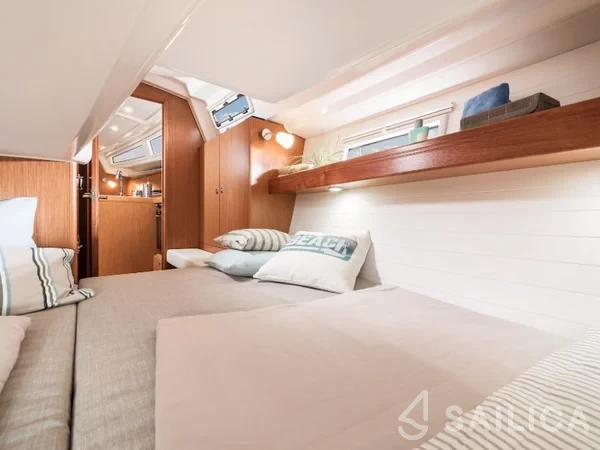 Bavaria 34 Cruiser - Yacht Charter Sailica