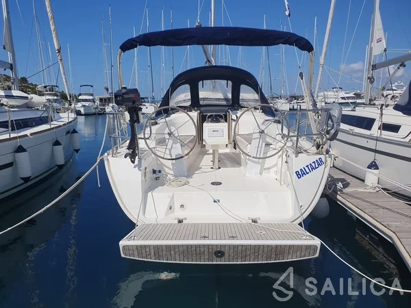 Bavaria 34 Cruiser - Yacht Charter Sailica