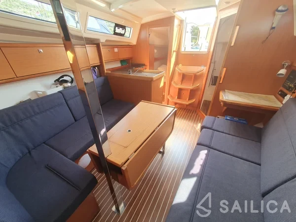 Bavaria 34 Cruiser - Yacht Charter Sailica