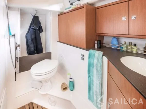 Bavaria 34 Cruiser - Yacht Charter Sailica