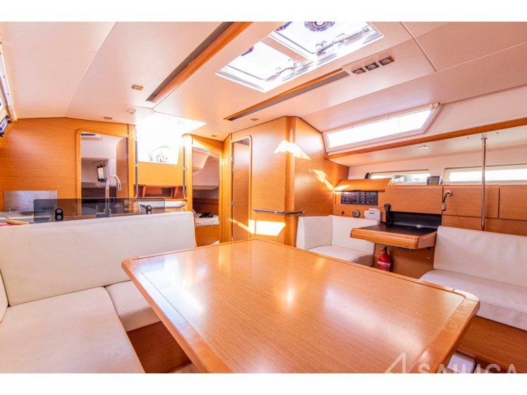 Sun Odyssey 439 - Yacht Charter Sailica
