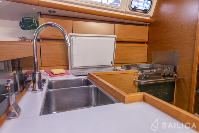 Sun Odyssey 439 - Yacht Charter Sailica