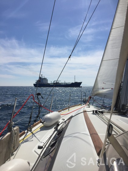 Oceanis 37 - Yacht Charter Sailica