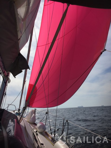 Oceanis 37 - Yacht Charter Sailica