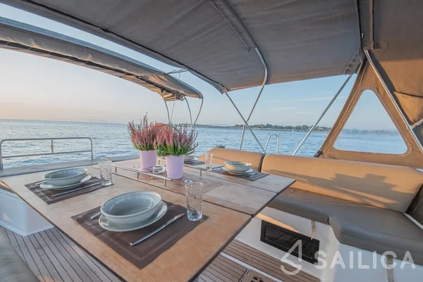 Dufour 530 - Yacht Charter Sailica