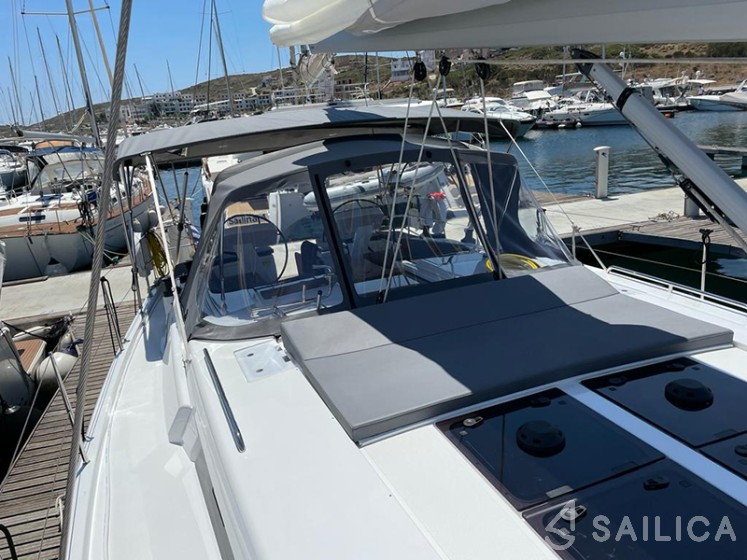 Hanse 458 - Yacht Charter Sailica