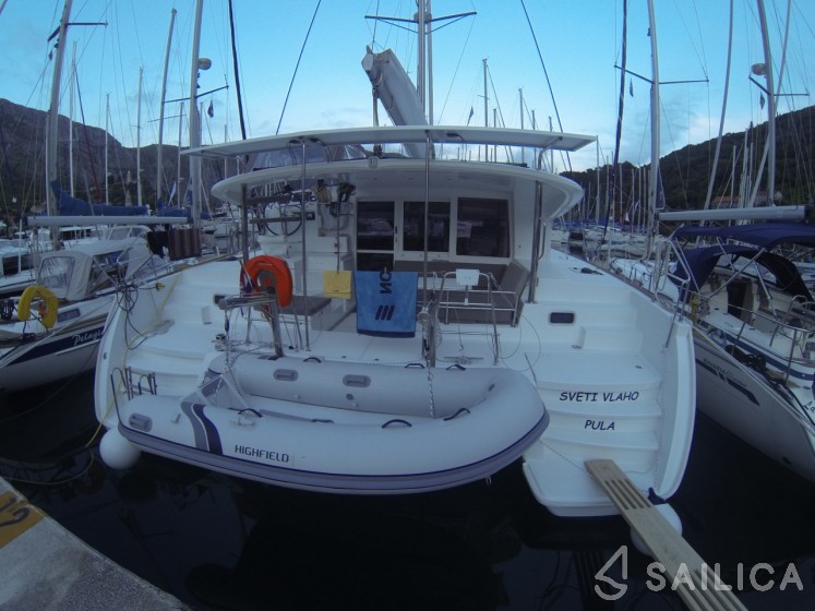 Lagoon 400 S2 - Yacht Charter Sailica