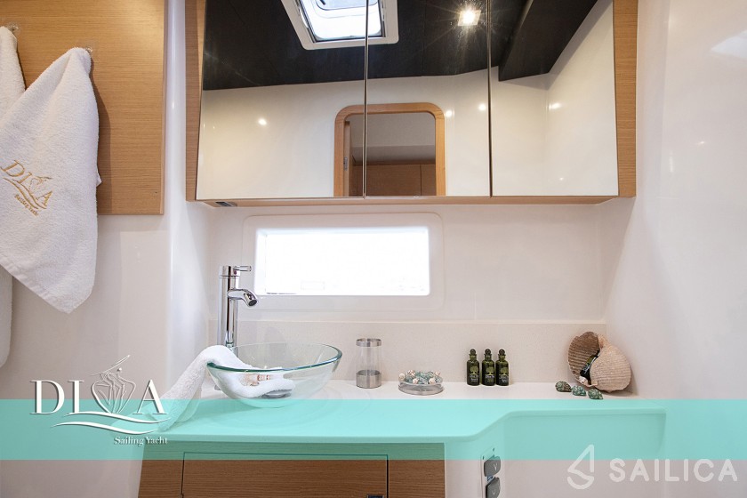Dufour 48 - Yacht Charter Sailica