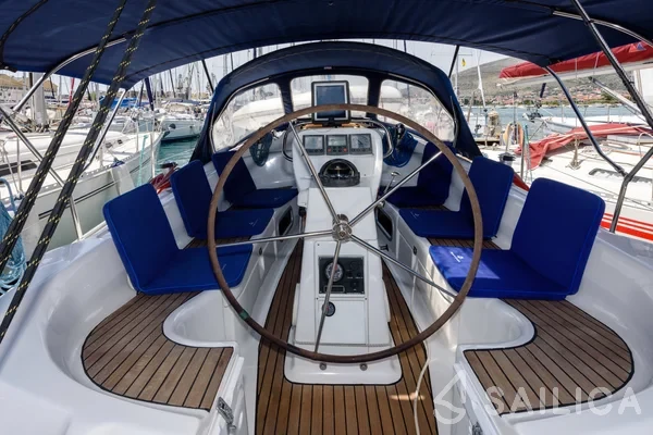 Bavaria 36 - Yacht Charter Sailica