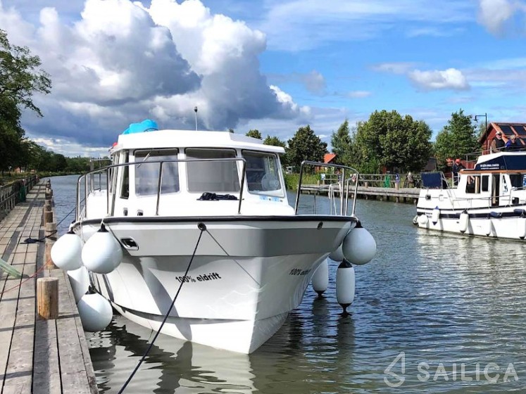 Naviga Nordica T 40 - Yacht Charter Sailica