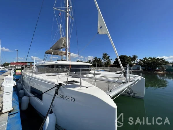 Lagoon 46  - Yacht Charter Sailica