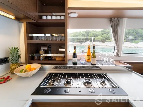 Lagoon 46  - Yacht Charter Sailica