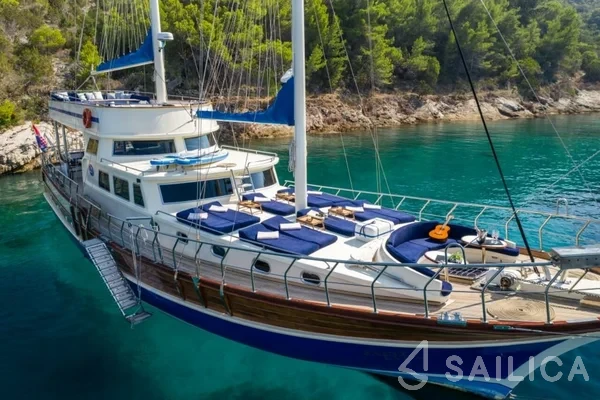 Gulet - Yacht Charter Sailica