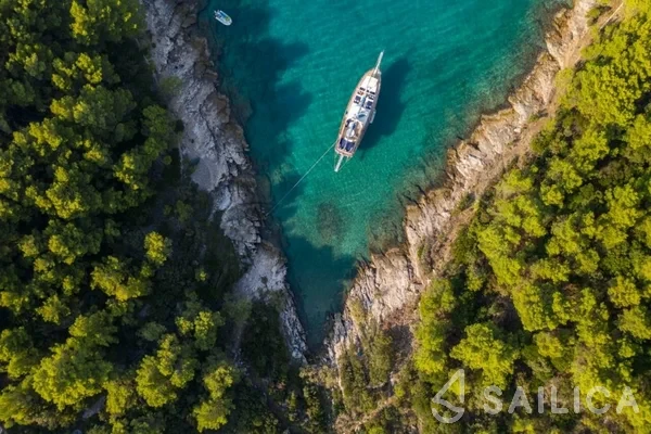Gulet - Yacht Charter Sailica