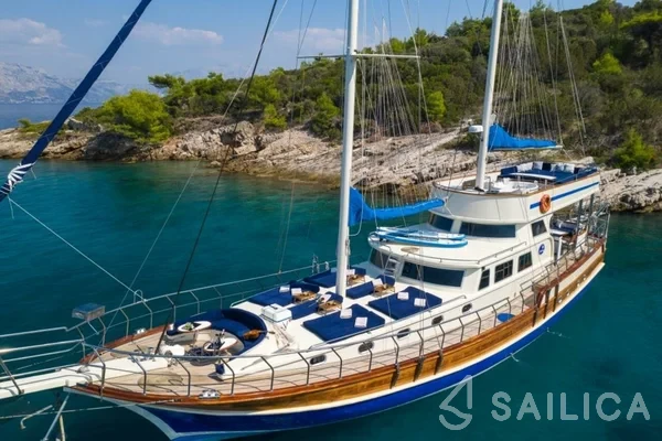 Gulet - Yacht Charter Sailica