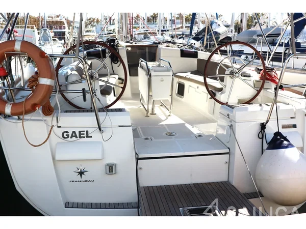 Sun Odyssey 439 - Yacht Charter Sailica