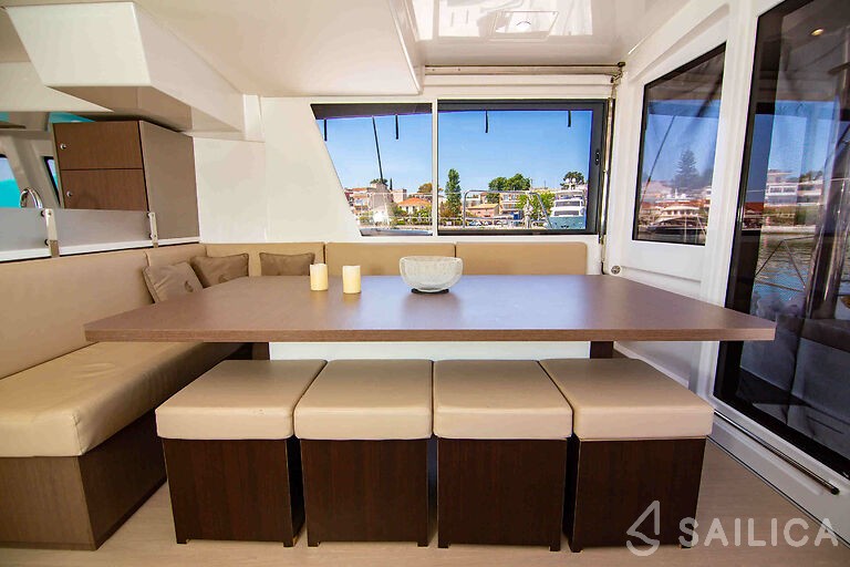 Bali 4.8  - Yacht Charter Sailica