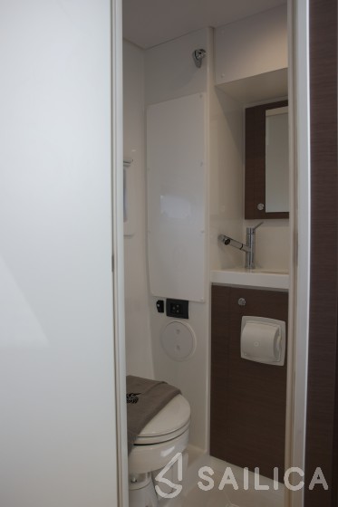 Bali 4.8  - Yacht Charter Sailica