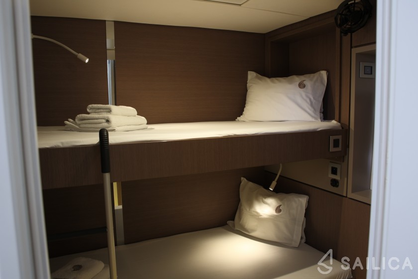 Bali 4.8  - Yacht Charter Sailica
