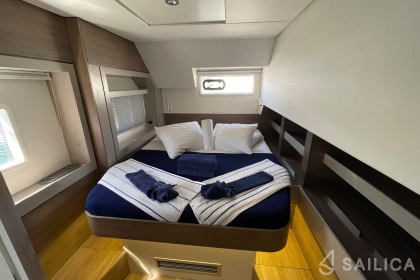 Bali 4.6 - Yacht Charter Sailica