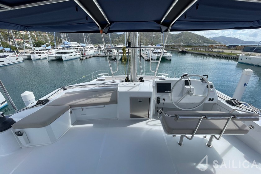 Bali 5.4. - Yacht Charter Sailica