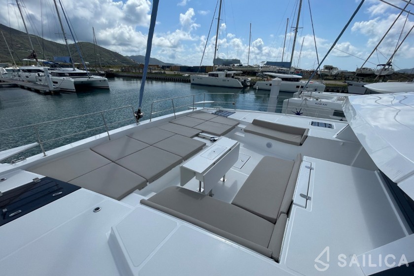 Bali 5.4. - Yacht Charter Sailica
