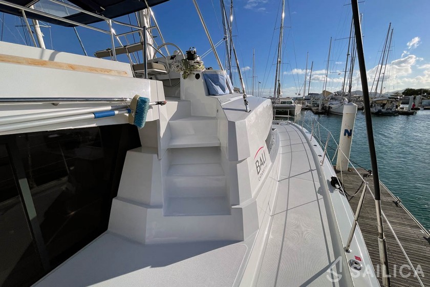 Bali 5.4. - Yacht Charter Sailica