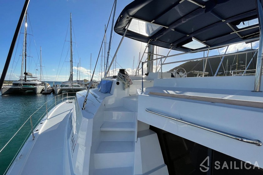Bali 5.4. - Yacht Charter Sailica