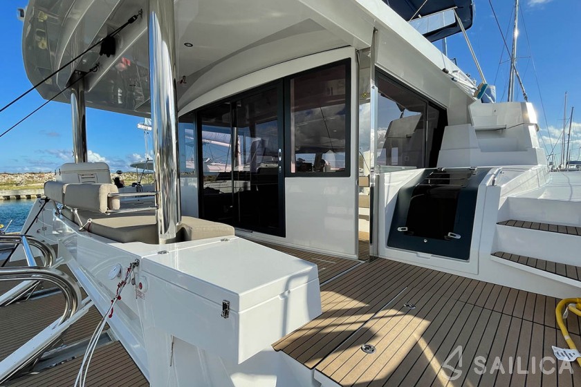 Bali 5.4. - Yacht Charter Sailica
