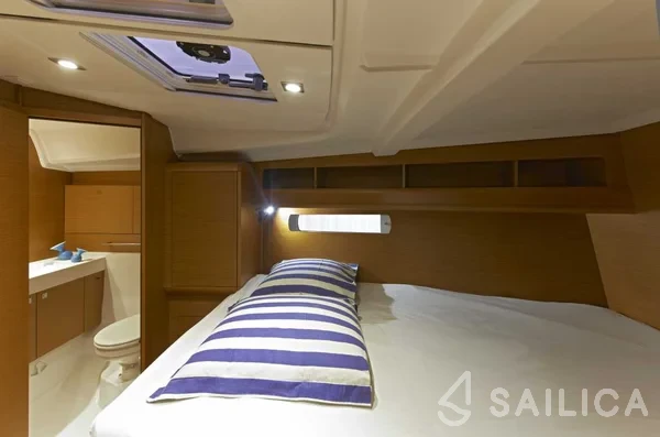 Sun Odyssey 479 - Yacht Charter Sailica