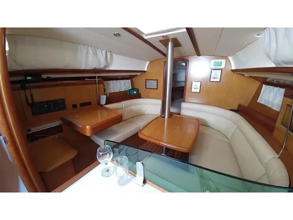 Sun Odyssey 36i - Yacht Charter Sailica