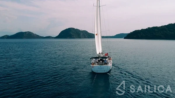 Bavaria 46 Cruiser - Yacht Charter Sailica