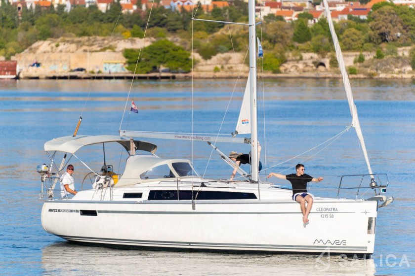 Bavaria 33 Cruiser - Yacht Charter Sailica