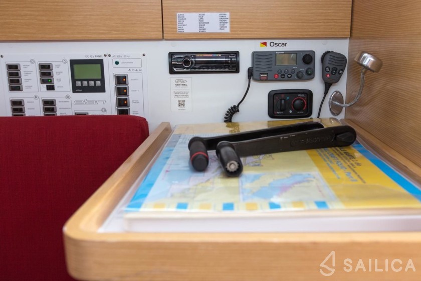 Elan 350 - Yacht Charter Sailica