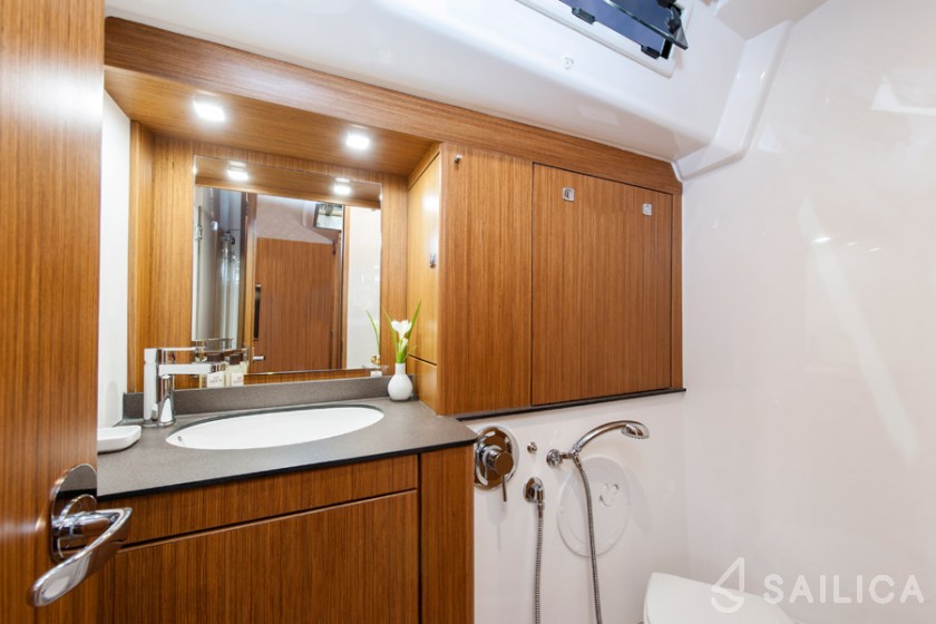Bavaria Cruiser 56 - Yacht Charter Sailica